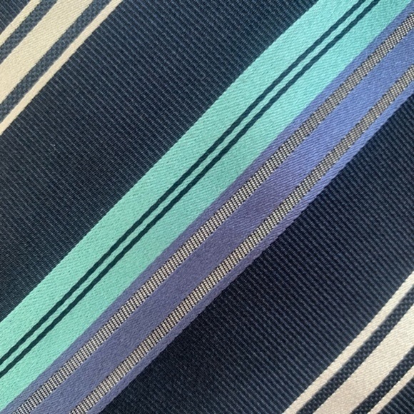 Giorgio Armani Recent Blue & Teal Striped Tie - Picture 6 of 8